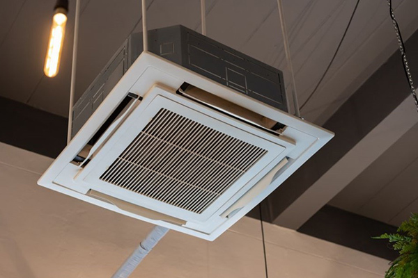Cách Vệ Sinh Máy Lạnh Âm Trần Đúng Cách – Đúng Kỹ Thuật
