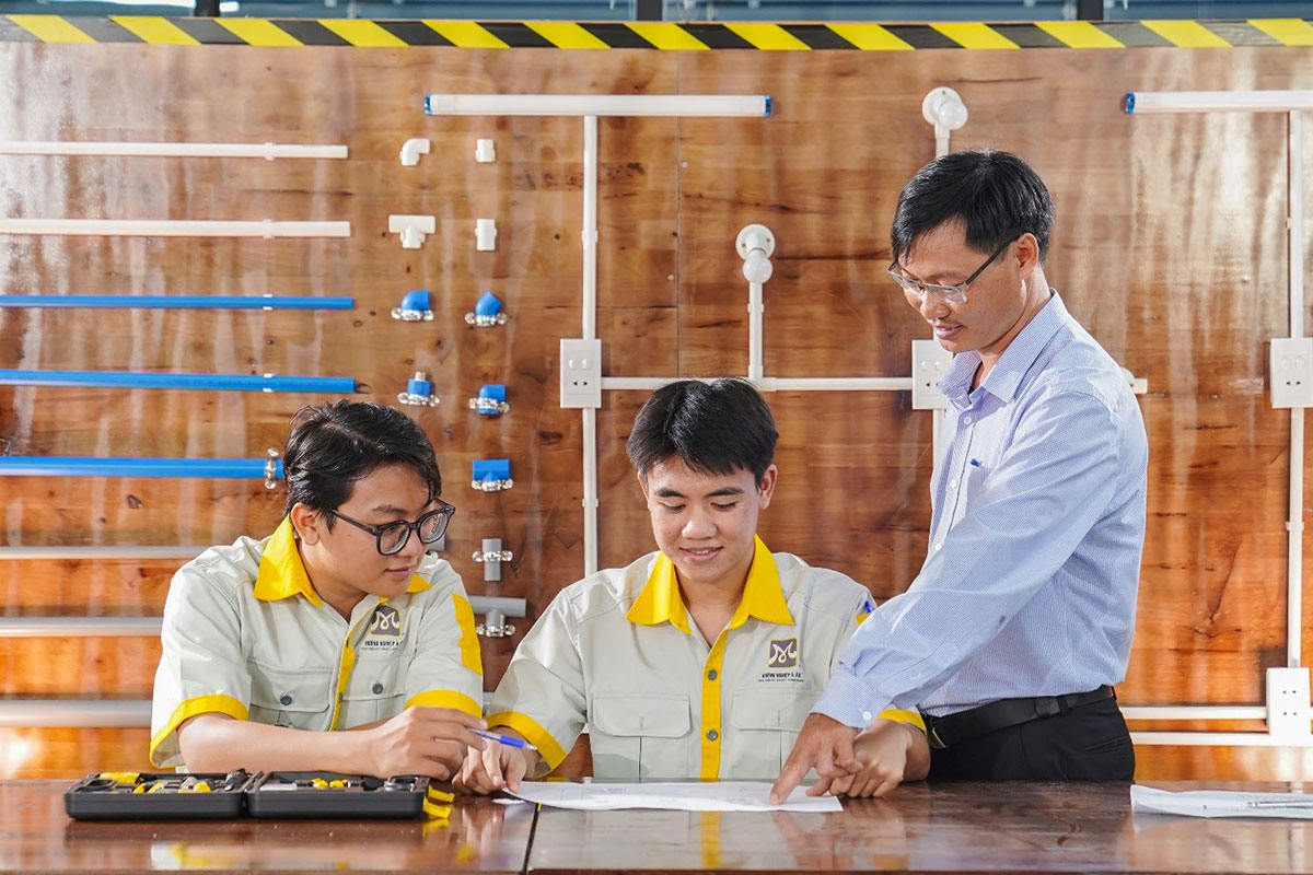 lớp học điều hòa không khí ô tô