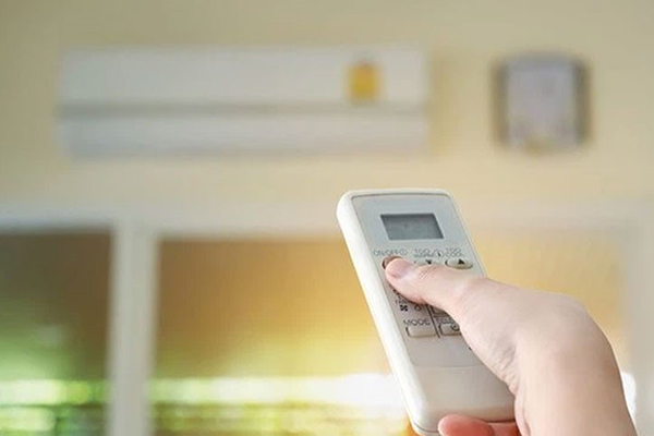 nhiệt độ bên ngoài quá cao